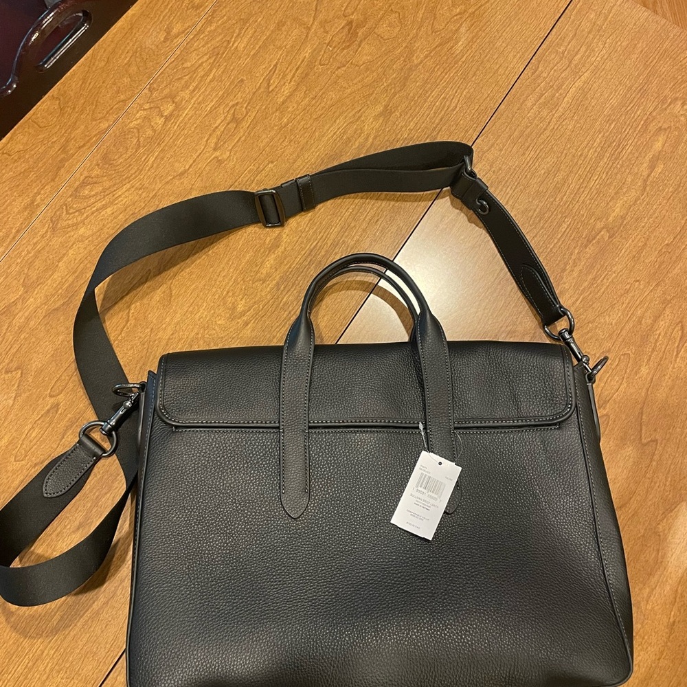Black coach briefcase, new with tags - Picture 5 of 5